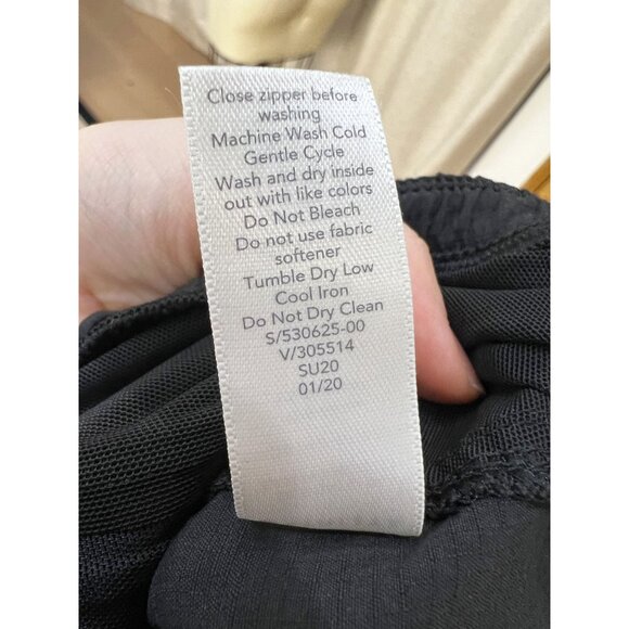 ATHLETA Trekkie Belted Pant Size 2P Black Stretch Hiking Climbing UPF 50 - Picture 9 of 9